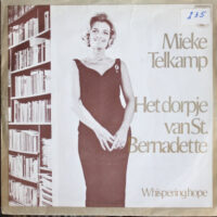 Mieke Telkamp - Het Dorpje Van St. Bernadette