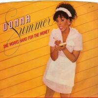 Donna Summer - She Works Hard For The Money