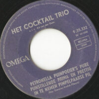 Cocktail Trio - Petronella Puinpoeier's Pure Pijnstillende Prima En Prettig In Te Nemen Pimpelpaarse Pil