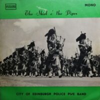 Edinburgh Police Pipe Band - The Skirl O' The Pipes