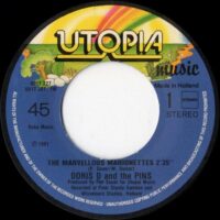 Doris D And The Pins - The Marvellous Marionettes